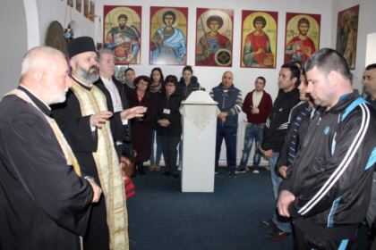 Solidaritate şi filantropie creştină în Duminica Sfintei Cruci – fotografia 11