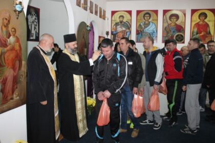 Solidaritate şi filantropie creştină în Duminica Sfintei Cruci – fotografia 15