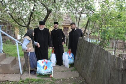 Slujbe pentru sănătate, investigaţii medicale şi daruri pentru copii şi vârstnici – fotografia 47
