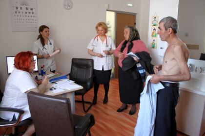 Slujire misionară, educaţională şi filantropică în Arhiepiscopia Dunării de Jos – fotografia 8