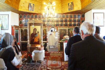 Slujiri misionare şi caravane medicale în Arhiepiscopia Dunării de Jos – fotografia 4