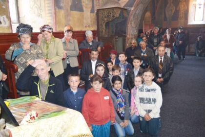 Slujiri misionare şi caravane medicale în Arhiepiscopia Dunării de Jos – fotografia 1