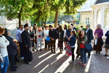 Slujiri misionare şi caravane medicale în Arhiepiscopia Dunării de Jos – fotografia 4