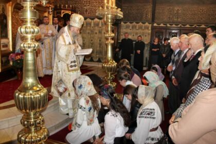 Slujire misionară, educaţională şi filantropică în Arhiepiscopia Dunării de Jos – fotografia 14