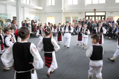 Programe culturale în cadrul săptămânii „Şcoala Altfel“ în cadrul Muzeului Istoriei, Culturii şi Spiritualităţii Creştine de la Dunărea de Jos – fotografia 13