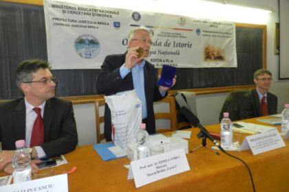220 de tineri îndrăgostiţi de „Magistra vitae“ la a 40-a ediţie a Olimpiadei Naţionale de Istorie (Brăila, 18-21 aprilie 2016) – fotografia 13