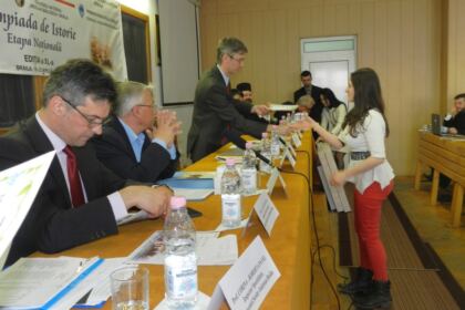 220 de tineri îndrăgostiţi de „Magistra vitae“ la a 40-a ediţie a Olimpiadei Naţionale de Istorie (Brăila, 18-21 aprilie 2016) – fotografia 17