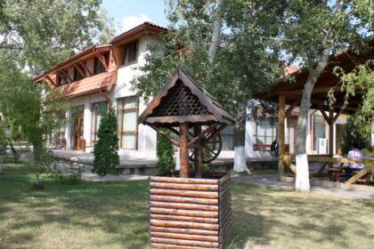 A doua întrunire consultativă în Arhiepiscopia Dunării de Jos, în vederea participării la Întâlnirea Internaţională a Tineretului Ortodox – fotografia 3