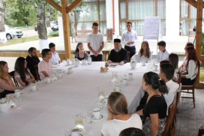 A doua întrunire consultativă în Arhiepiscopia Dunării de Jos, în vederea participării la Întâlnirea Internaţională a Tineretului Ortodox – fotografia 11
