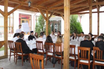 A doua întrunire consultativă în Arhiepiscopia Dunării de Jos, în vederea participării la Întâlnirea Internaţională a Tineretului Ortodox – fotografia 16