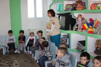 Serbare dedicată Sfântului Ierarh Nicolae la Grădiniţa „Familia“ din Brăila – fotografia 14