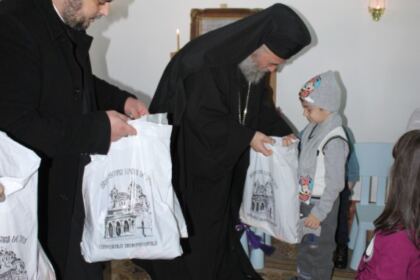 Serbare dedicată Sfântului Ierarh Nicolae la Grădiniţa „Familia“ din Brăila – fotografia 30
