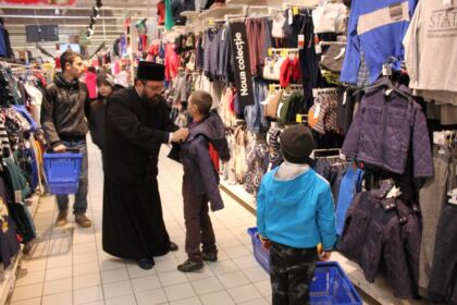 Daruri de sărbători pentru copiii sinistraţi din Câmpia Covurluiului – fotografia 4