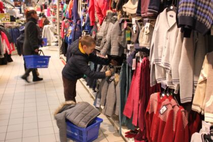 Daruri de sărbători pentru copiii sinistraţi din Câmpia Covurluiului – fotografia 6