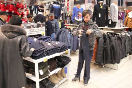 Daruri de sărbători pentru copiii sinistraţi din Câmpia Covurluiului – fotografia 10