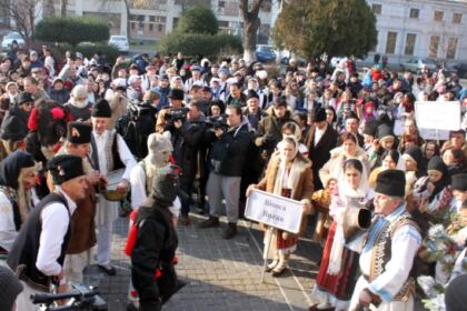Festivalul de datini şi obiceiuri la Naşterea Domnului şi Anul Nou „Tudor Pamfile“, la Galaţi – fotografia 23