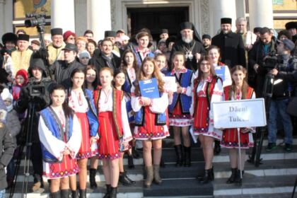 Festivalul de datini şi obiceiuri la Naşterea Domnului şi Anul Nou „Tudor Pamfile“, la Galaţi – fotografia 34