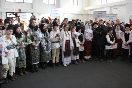 Festivalul de datini şi obiceiuri la Naşterea Domnului şi Anul Nou „Tudor Pamfile“, la Galaţi – fotografia 55