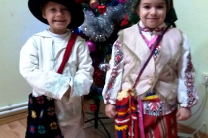 Moş Crăciun e militar – fotografia 3