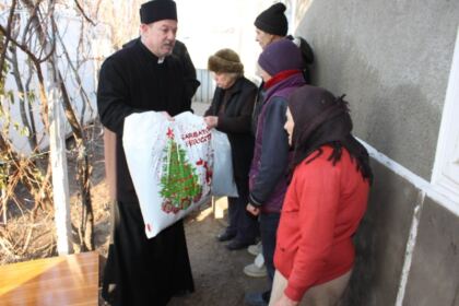 Programe filantropice în apropierea Praznicului Naşterii Domnului – fotografia 8
