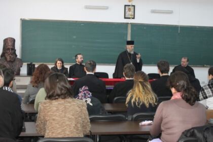 Sfinţii Trei Ierarhi, modele actuale pentru educaţia creştină a tinerilor – fotografia 5