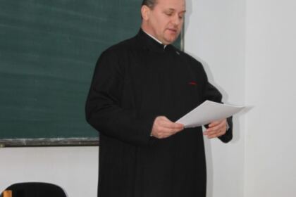 Sfinţii Trei Ierarhi, modele actuale pentru educaţia creştină a tinerilor – fotografia 13
