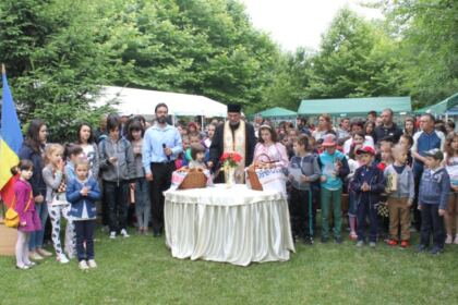 Concurs de şah la parohia „Sf. Mina, Victor şi Vichentie“ din Galaţi – fotografia 6