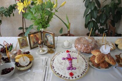 Activităţi filantropice îndreptate către bătrânii Centrului multifuncţional de servicii sociale „Speranţe pentru vârsta a III-a“ din Galaţi – fotografia 17