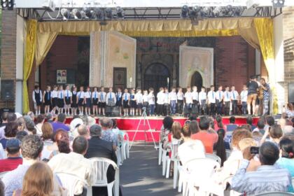 Festivitatea de premiere la Seminarul Teologic „Sfântul Apostol Andrei“ din Galaţi – fotografia 1