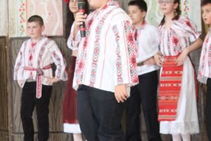 Festivitatea de premiere la Seminarul Teologic „Sfântul Apostol Andrei“ din Galaţi – fotografia 11
