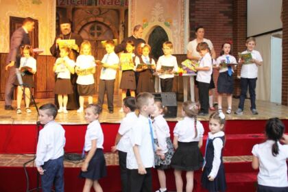 Festivitatea de premiere la Seminarul Teologic „Sfântul Apostol Andrei“ din Galaţi – fotografia 21