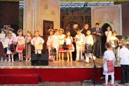 Festivitatea de premiere la Seminarul Teologic „Sfântul Apostol Andrei“ din Galaţi – fotografia 22