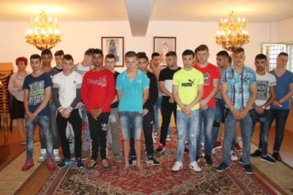 Ierarhul Dunării de Jos a binecuvântat minorii şi tinerii de la Penitenciarul Tichileşti, Brăila – fotografia 15
