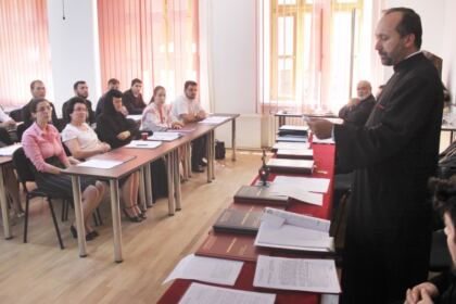 Examen de licenţă şi masterat în teologie ortodoxă la Facultatea de Istorie, Filosofie şi Teologie din cadul Universităţii „Dunărea de Jos“, Galaţi – fotografia 9