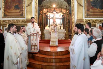 Praznicul „Izvorul Tămăduirii“ sărbătorit la Brăila – fotografia 33