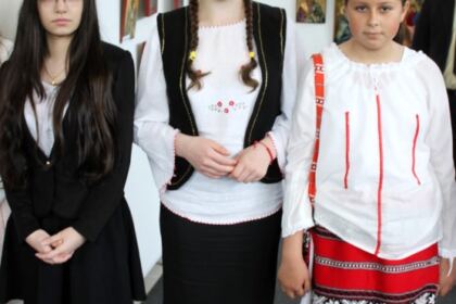 Premierea câştigătorilor etapei eparhiale a Concursului naţional de proiecte duhovniceşti „Biserica şi Şcoala din sufletul meu“ – fotografia 3