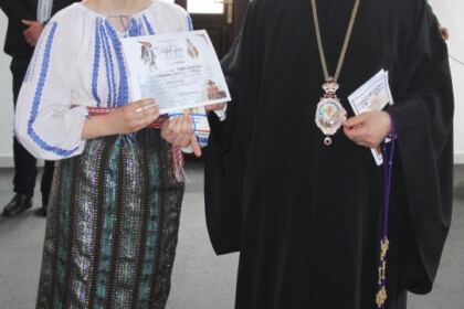 Premierea câştigătorilor etapei eparhiale a Concursului naţional de proiecte duhovniceşti „Biserica şi Şcoala din sufletul meu“ – fotografia 17