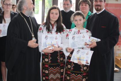 Premierea câştigătorilor etapei eparhiale a Concursului naţional de proiecte duhovniceşti „Biserica şi Şcoala din sufletul meu“ – fotografia 23