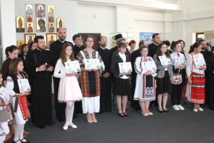 Premierea câştigătorilor etapei eparhiale a Concursului naţional de proiecte duhovniceşti „Biserica şi Şcoala din sufletul meu“ – fotografia 40