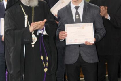Premierea câştigătorilor etapei eparhiale a Concursului naţional de proiecte duhovniceşti „Biserica şi Şcoala din sufletul meu“ – fotografia 5