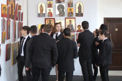 Premierea câştigătorilor etapei eparhiale a Concursului naţional de proiecte duhovniceşti „Biserica şi Şcoala din sufletul meu“ – fotografia 20