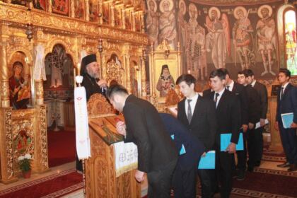 Examen de certificare a competenţelor profesionale la Seminarul Teologic „Sfântul Apostol Andrei“ din Galaţi – fotografia 7
