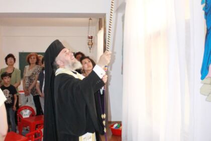 Binecuvântarea grădiniţei „Îngeraşul“ din cadrul parohiei „Naşterea Domnului“ din Brăila – fotografia 11