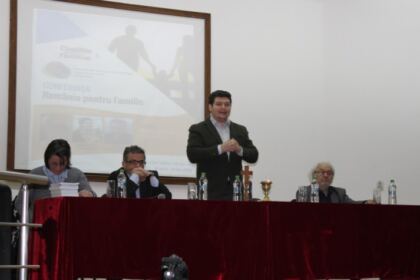 Conferinţa „România pentru familie“ la Galaţi şi Brăila – fotografia 3