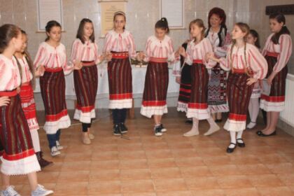 Programe culturale şi social-filantropice dedicate mamei – fotografia 32