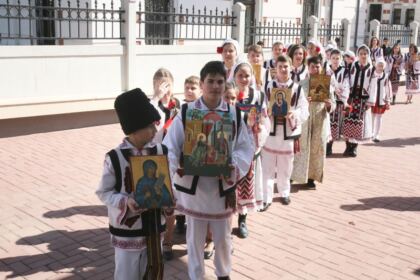 Duminica Ortodoxiei sărbătorită în Arhiepiscopia Dunării de Jos – fotografia 22