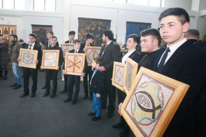 Duminica Ortodoxiei sărbătorită în Arhiepiscopia Dunării de Jos – fotografia 44