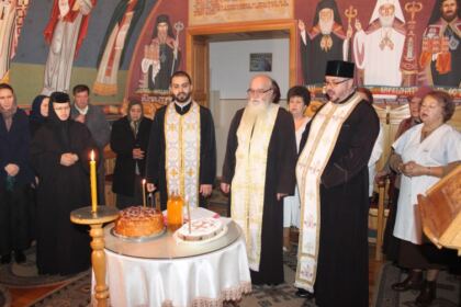 Hramul Centrului de asistenţă medicală „Sfinţii Doctori fără de Arginţi Cosma şi Damian“ din Galaţi – fotografia 9