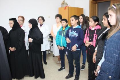 Hramul Centrului de asistenţă medicală „Sfinţii Doctori fără de Arginţi Cosma şi Damian“ din Galaţi – fotografia 15