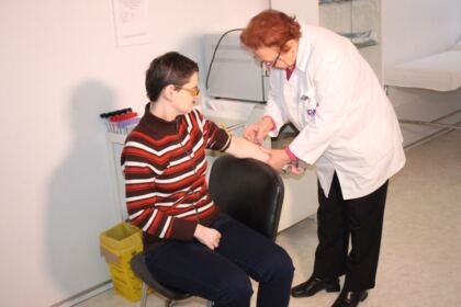 Hramul Centrului de asistenţă medicală „Sfinţii Doctori fără de Arginţi Cosma şi Damian“ din Galaţi – fotografia 30